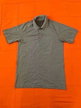 Lululemon Metal Vent Tech Polo Shirt Mens Small Gray Stretch Performance Train